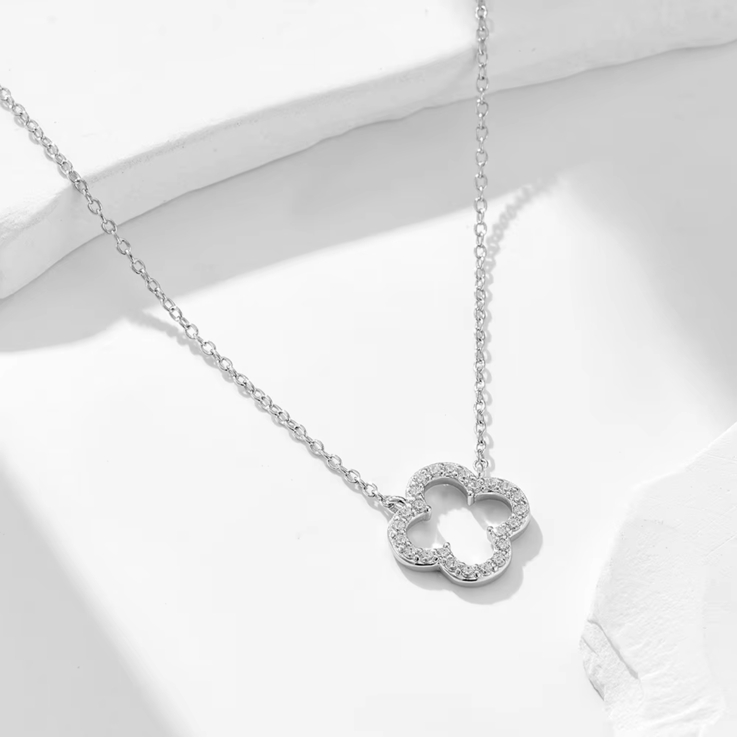 Klee Diamant Halskette